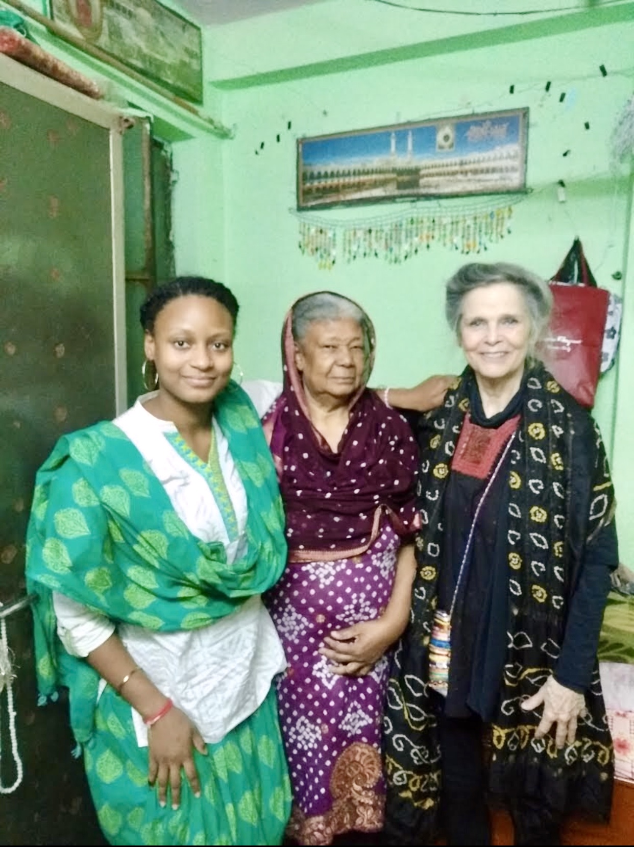 From Left to Right: Jazmin Graves; Rumanaben Sidi, respected elder and ritual specialist in Ahmedabad; Amy Catlin Jairazbhoy (UCLA), ethnomusicologist and dissertation adviser.